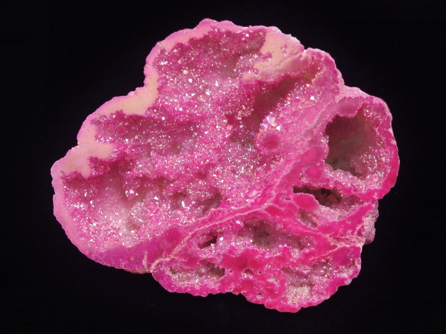 Quartz Crystal (geode 147 gramm) - Quartz Crystal (geode 147 gramm)