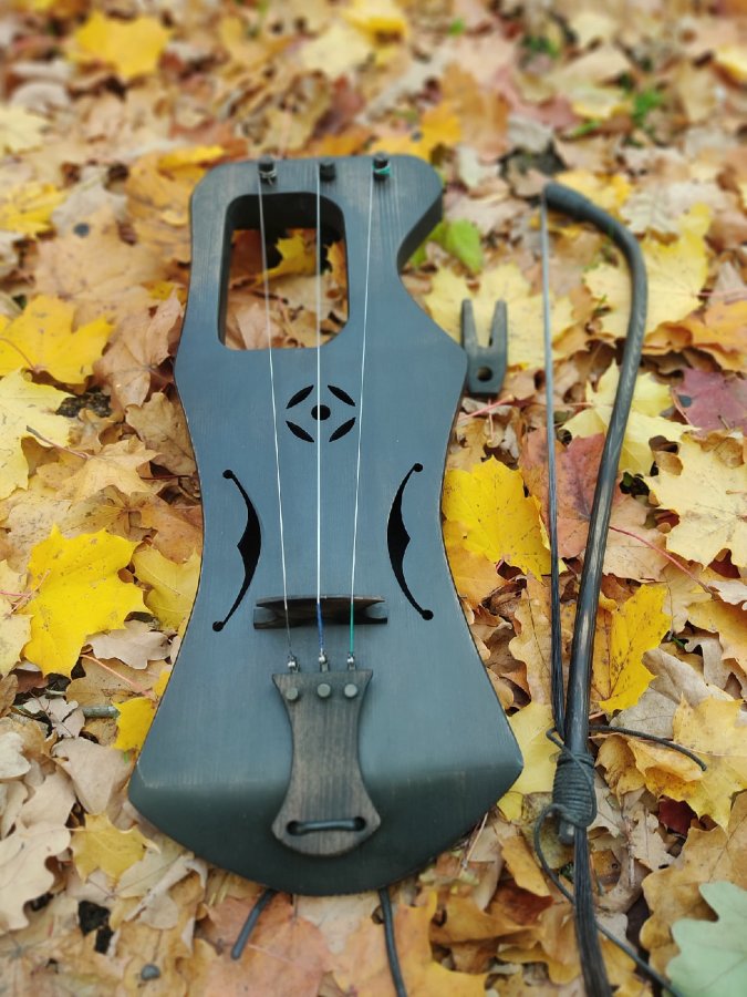 Jouhikko - bowed lyre - Jouhikko - bowed lyre