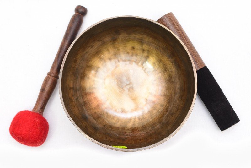 Forged Singing Bowl "Ramayana" AR-106 (14 cm, Key: G 391 Hz) - Forged Singing Bowl "Ramayana" AR-106 (14 cm, Key: G 391 Hz)