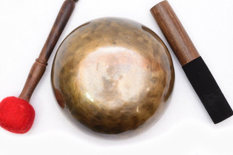 Forged Singing Bowl "Ramayana" AR-106 (14 cm, Key: G 391 Hz) - Forged Singing Bowl "Ramayana" AR-106 (14 cm, Key: G 391 Hz)